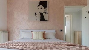 2 bedrooms, internet