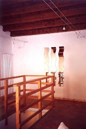 Interior - Zweijährige Terrassenwohnung by Interhome (Venice)