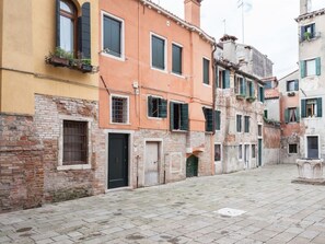 Exterior - Wohnung mit Waschmaschine und Geschirrspüler by Interhome (Venice)