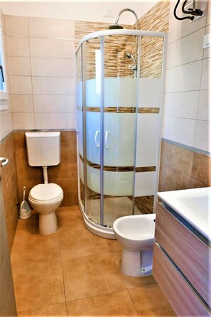 Bathroom - In der Nähe des Meeres Wohnung Fiorita 4 erster Stock by Interhome (Bibione)