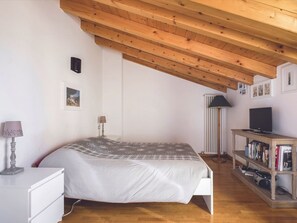 Internet - Wohnung 'Ihr Zuhause' mit Terrasse by Interhome (Bologna)