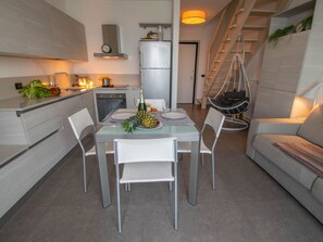 Interior - Terrazza a Lago - Dreizimmerwohnung mit Terrasse und Schwimmbad by Interhome (Fonteno)