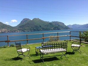 Property grounds - mit Terrasse und tollem See- und Bergblick by Interhome (San Siro)