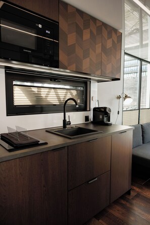 Mobile Home Luxe, vue mer | Micro-ondes