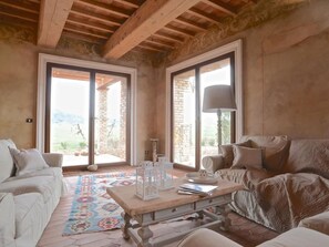 Living area - "Villa II Allegria" by Interhome (Volterra)
