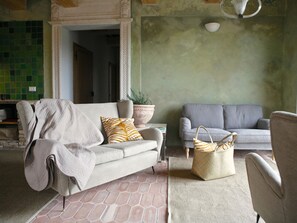 Living area - "Villa IV Viaggio" by Interhome (Volterra)