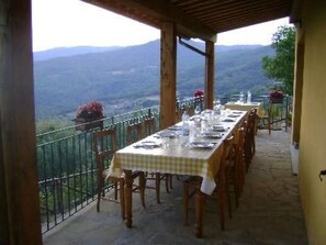 Outdoor dining - Intero Agriturismo by Interhome (Arezzo)