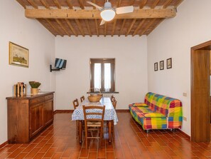 Interior - Casa Milla - Zwei-Zimmer-Wohnung Waldschnepfe by Interhome (Cecina)