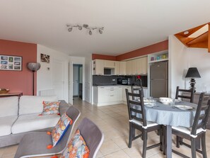 TV - 2* Apartment with terrace near lake, 4 guests (Biscarrosse)