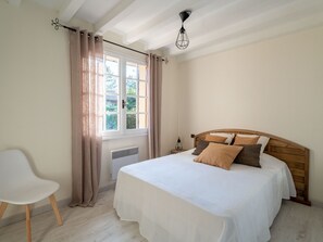 4 bedrooms