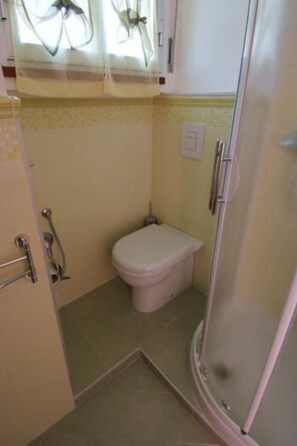 Bathroom - Wohnung 'Mare Blu 7' in Strandnähe by Interhome (Fano)