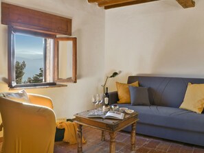 TV - La Casina della Sassa by Interhome (Castellina Marittima)