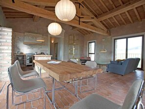 Interior - "Villa Forma" mit Gemeinschaftspool by Interhome (Volterra)