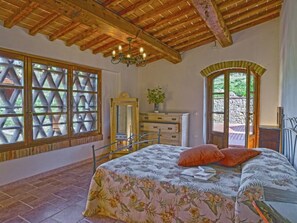 Room - Apartment  by Interhome (Montecatini Val di Cecina)