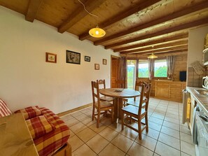 Interior - Cozy apartment near Cernix with balcony and parking (Crest-Voland)