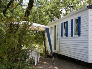 Terrace/patio - Mobile Home with Terrace, 2 Bedrooms in Payrac (Payrac)