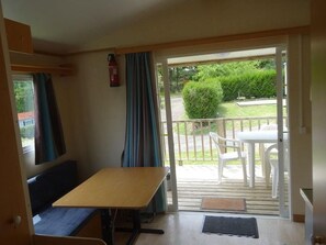 Interior - Mobile Home with Terrace, 2 Bedrooms in Payrac (Payrac)