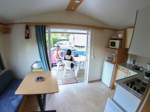Dining - Mobile Home with Terrace, 2 Bedrooms in Payrac (Payrac)