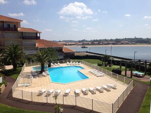 Pool - T3 Apartment with Terrace and Shared Pool (Vieux-Boucau-les-Bains)