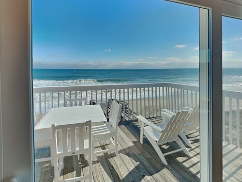 Ocean Dunes 306 | Oceanfront Condo w/Community Pool + Easy Beach Access
