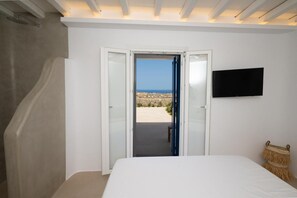 2 bedrooms, iron/ironing board, WiFi, bed sheets - Sunrise Villa Sea View up to 4 pax (Ano Mera)
