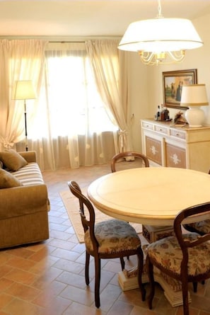 Interior - Wohnung La Spiga mit Garten und Terrasse by Interhome (Castelfalfi)