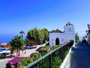 Property grounds - Schöne Villa mit Meerblick, großem Pool und Jacuzzi in Maro - Costa del Sol by Interhome (Nerja)
