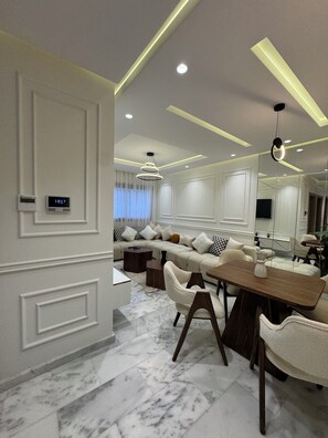 Living area - Luxury apartment Maarif near Stadium (Casablanca)