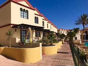 Terrace/patio - "Stilvoller Bungalow" by Interhome (Costa Calma)