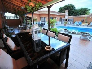 Pool - "Floratere" mit Terrasse by Interhome (Costa del Silencio)