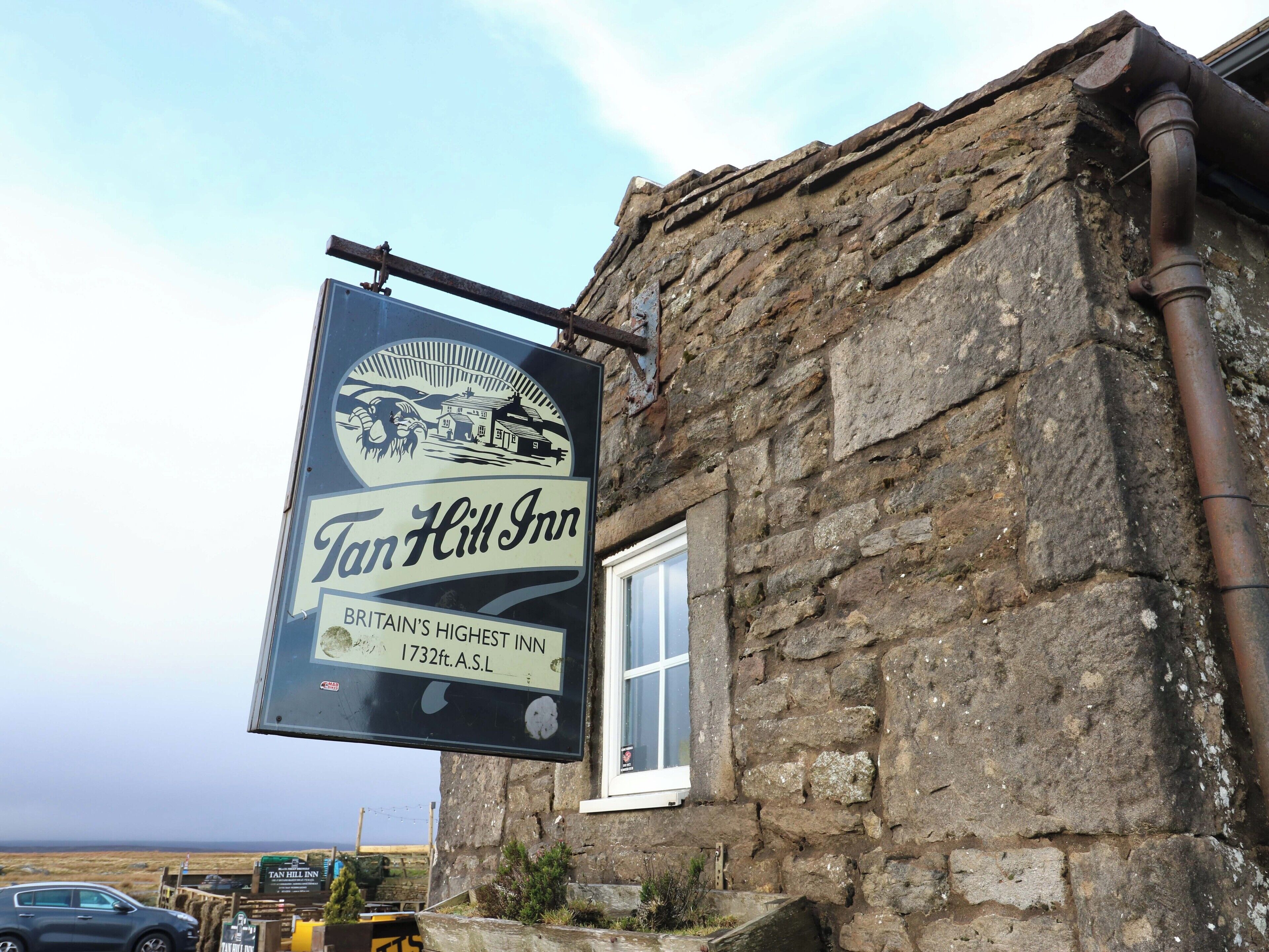 تفاصيل الفندق من الخارج