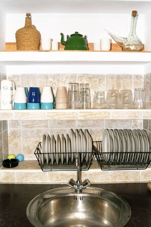 Fridge, microwave, cookware/dishes/utensils - Typisches Haus im Zentrum des Barrio Morisco by Interhome (Frigiliana)