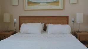 2 bedrooms - mit Terrasse, Pool und Garten by Interhome (Almuñécar)