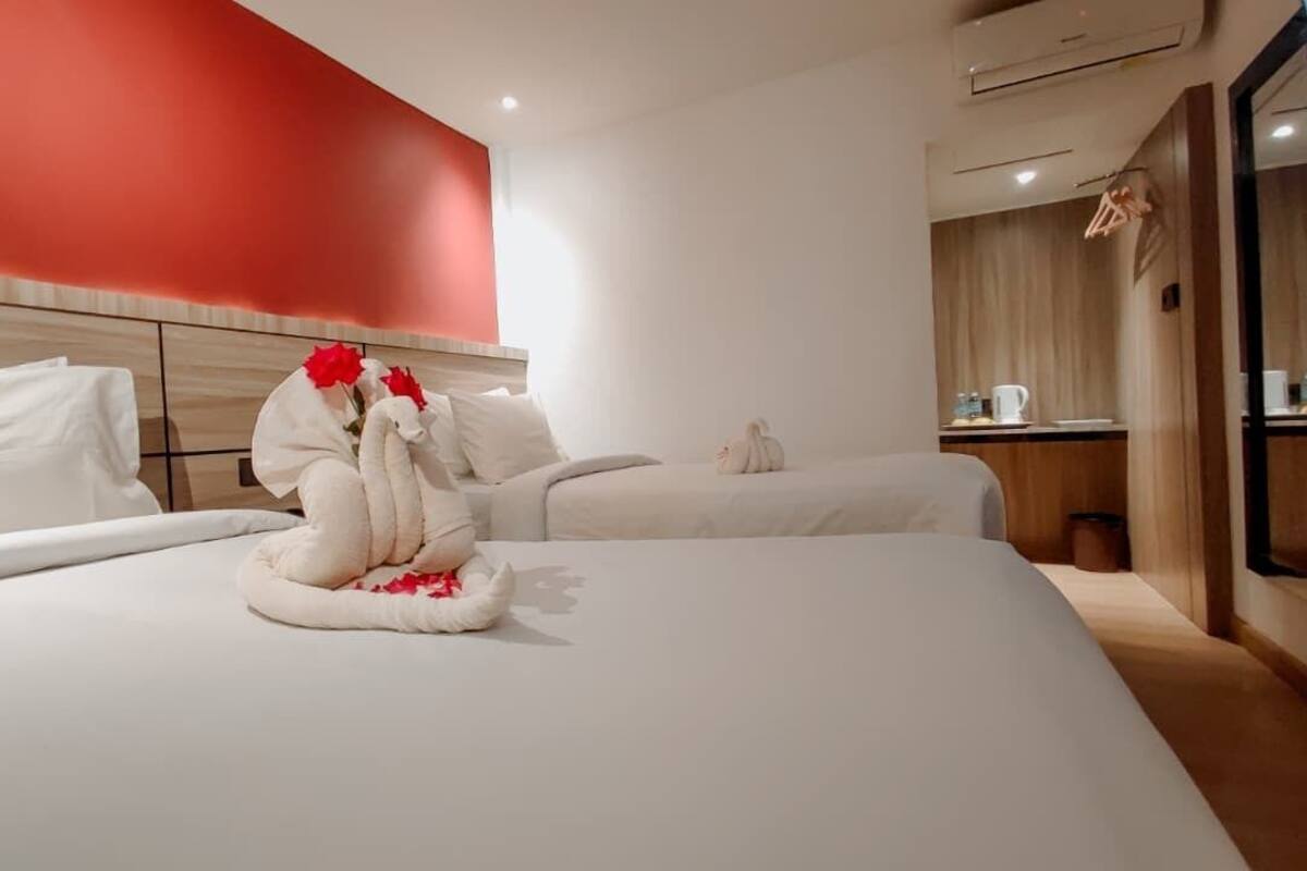 ห้องดีลักซ์ทวิน | โต๊ะทำงาน, พื้นที่ทำงานแบบใช้แล็ปท็อป, Wi-Fi ฟรี
