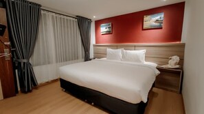 Habitación Deluxe doble | Escritorio, espacio para trabajar con un portátil, wifi gratis