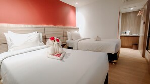 Deluxe Twin Room | Desk, laptop workspace, free WiFi - Portola Tiara Hotel Meulaboh (Meulaboh)