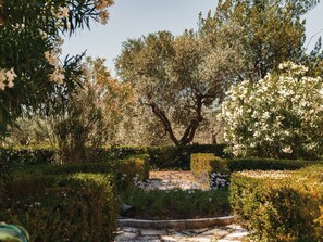 Property grounds - Studio-Apartment mit Sommerpool, Garten und Aussicht by Interhome (Pesaro)