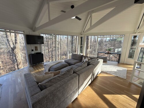 The Octagon Oasis — a one-of-a-kind retreat in charming Elkin, NC.