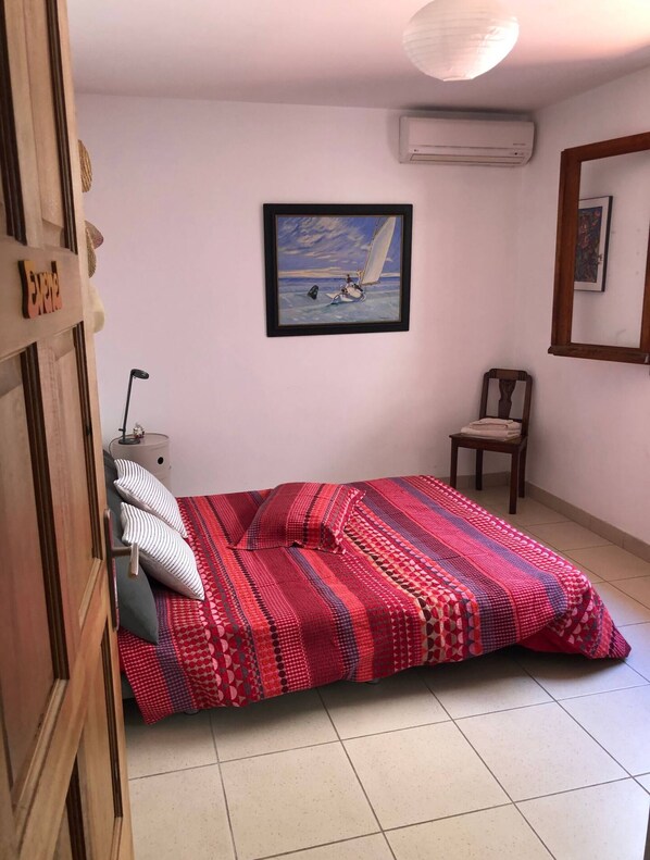 Iron/ironing board, Internet, bed sheets - Among the palm trees! Close to Gillot airport (Saint-Denis)