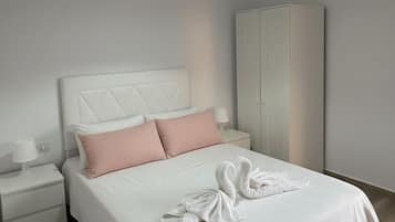 Casa Deluxe, planta baja | Tabla de planchar con plancha y wifi