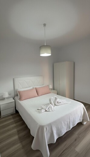 Deluxe House, Ground Floor | Iron/ironing board, WiFi - El palmar Casa surf Cerca de la Playa (Vejer de la Frontera)