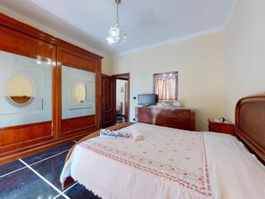 Internet - für 4 Personen ca. 110 m² in Pegli, Norditalien (Ligurien) by Interhome (Genova)