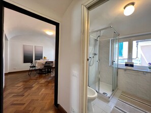 Bathroom - Wohnung 'La Terrazza del Porto Antico by Interhome (Genova)