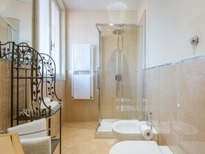 Towels - Wohnung 'Ephesus' mit Terrasse by Interhome (Florence)