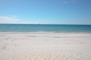 On the beach - North Cape gulf front, private waterfall pool, elevator, pets, beach gear! (Port St Joe)