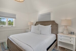 Free WiFi, bed sheets - Seaside Guest Home 3 Mins to Beach & Seaside Ave, Prime Seaside Location (Santa Rosa Beach)
