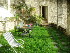 Outdoor dining - Calamondino Studio Sonne, Entspannung und Seeblick by Interhome (Manerba)