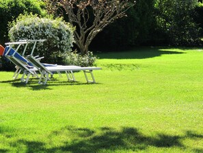 Property grounds - Wohnung in Strandnähe by Interhome (Manerba)