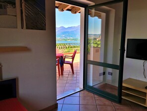Interior - Angenehme Wohnung in Solarolo mit Parkplatz by Interhome (Manerba)