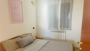 Unclassified image, 2 of 28, button - Bella Vista Poggi  - fantastischer Meerblick by Interhome (Poggi)